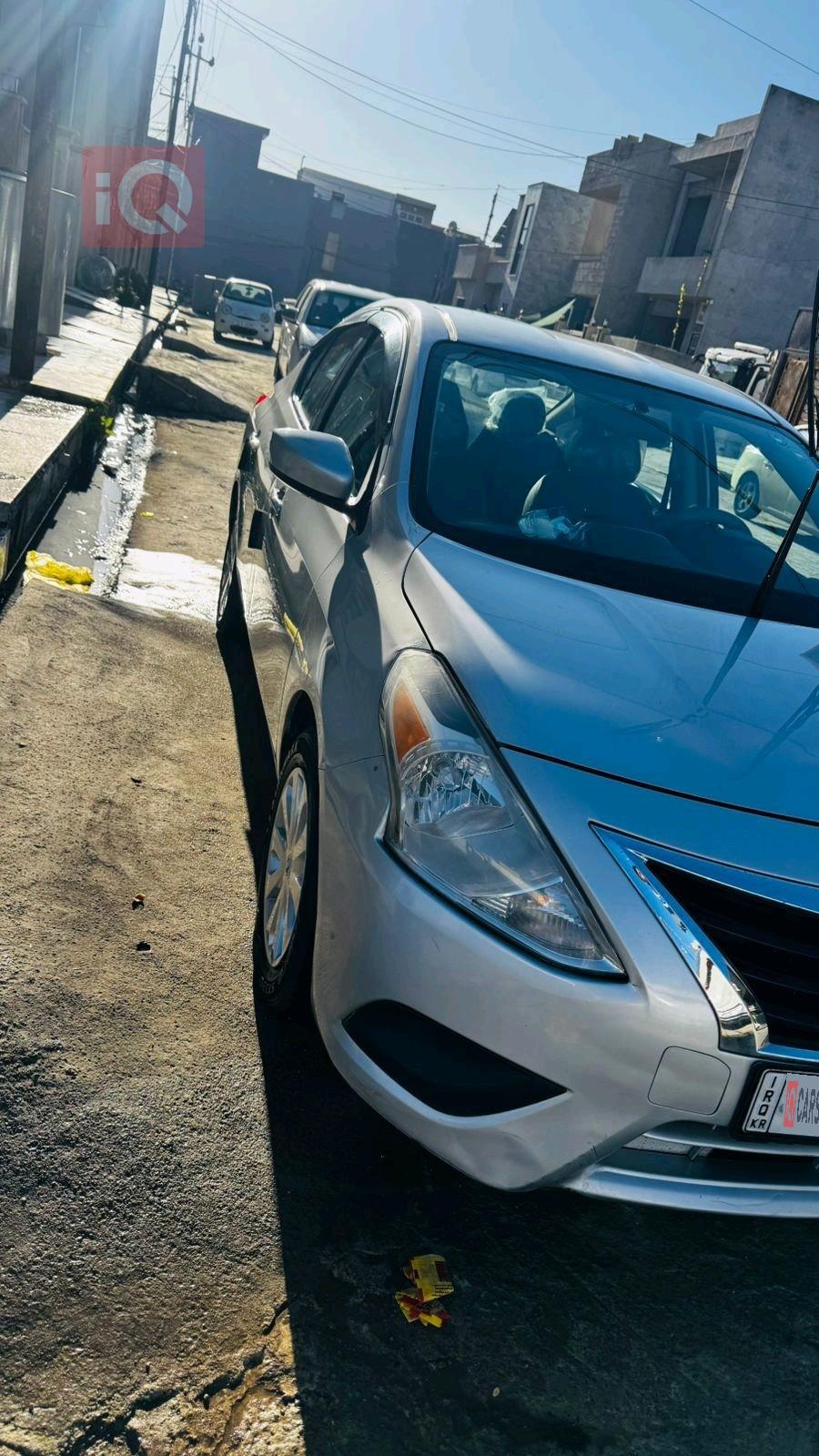 نيسان فيرسا